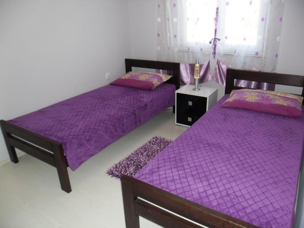 Apartments Jerine Tribalj Pokoj fotografie