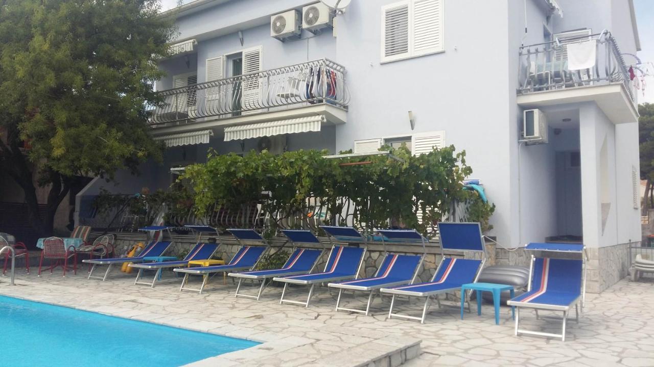 Apartments Jerine Tribalj Exteriér fotografie